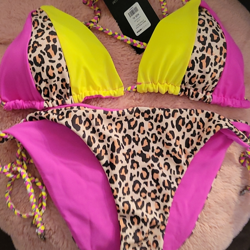 Bathing suit